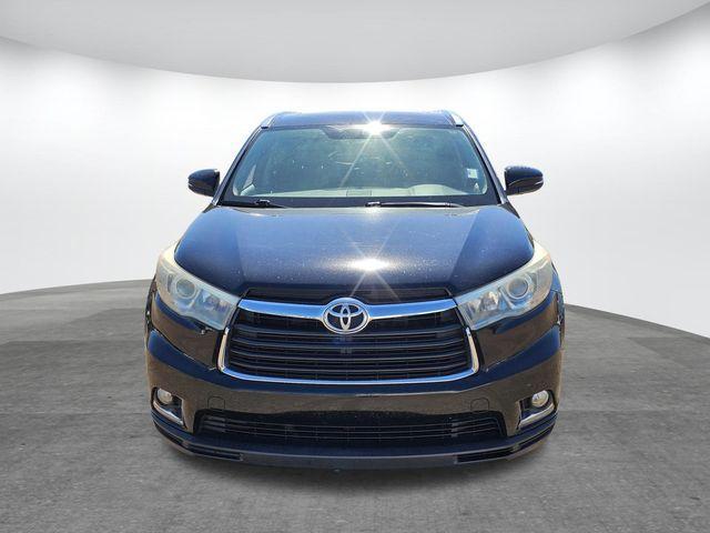 used 2015 Toyota Highlander car, priced at $11,500
