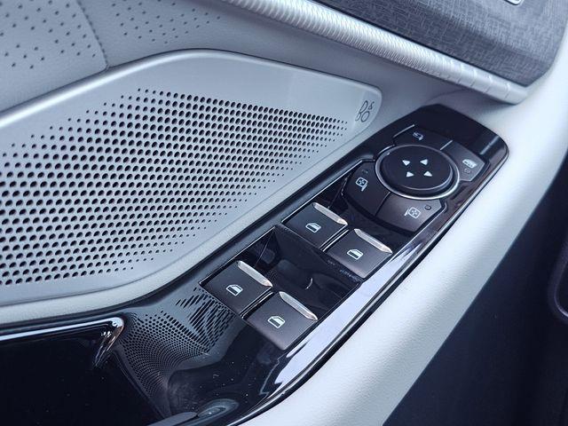 new 2025 Ford Explorer car, priced at $55,500