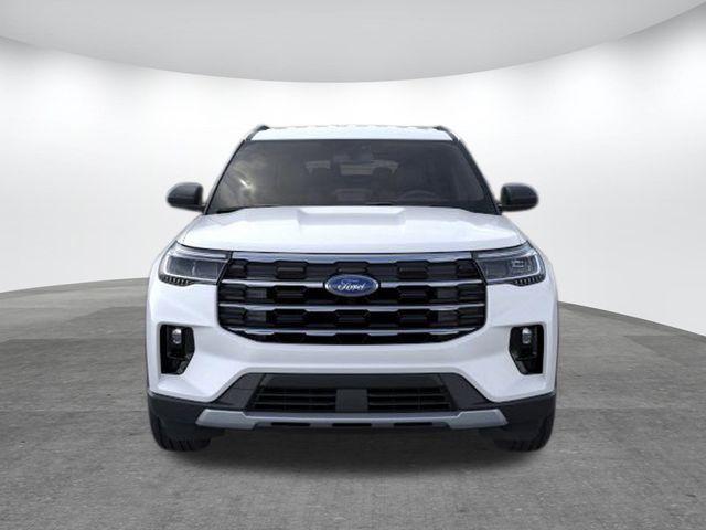 new 2025 Ford Explorer car, priced at $43,221