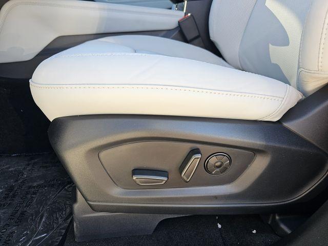new 2025 Ford Explorer car, priced at $56,255