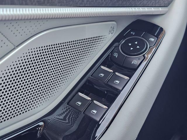 new 2025 Ford Explorer car, priced at $56,255
