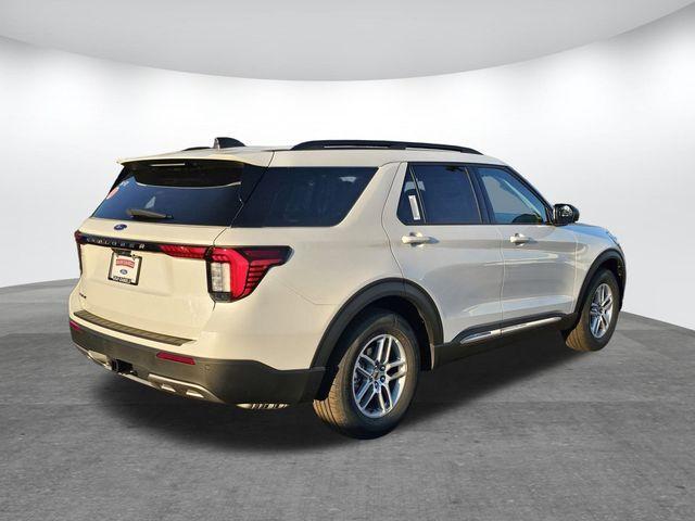 new 2025 Ford Explorer car, priced at $43,221