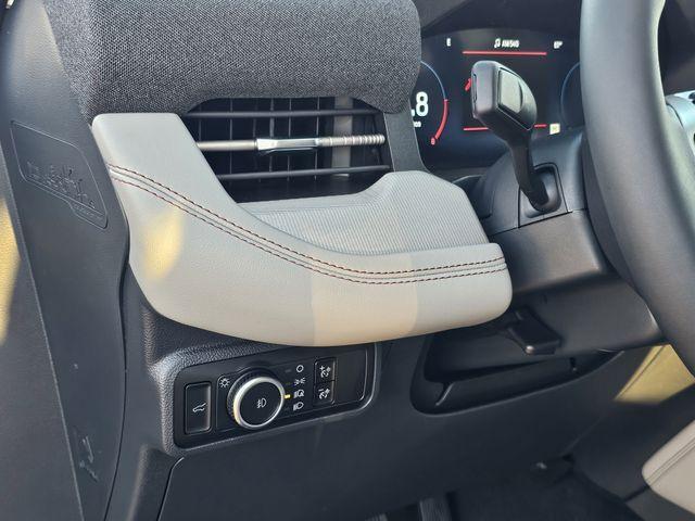 new 2025 Ford Explorer car, priced at $43,221