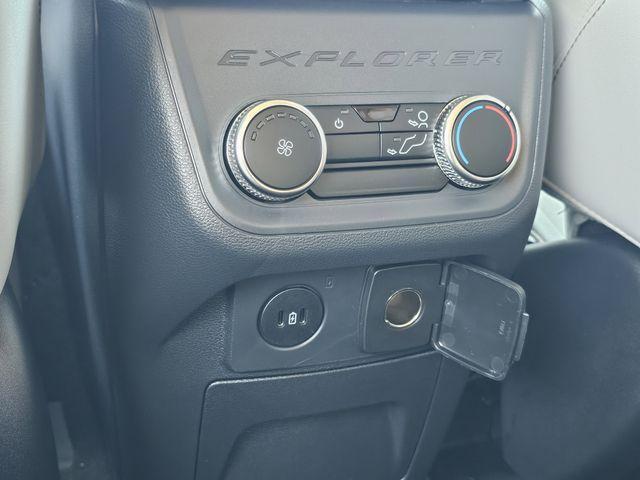 new 2025 Ford Explorer car, priced at $43,221