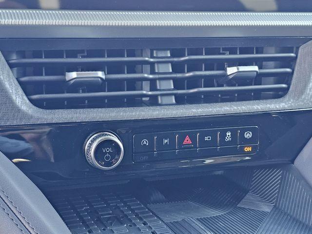 new 2025 Ford Explorer car, priced at $51,011