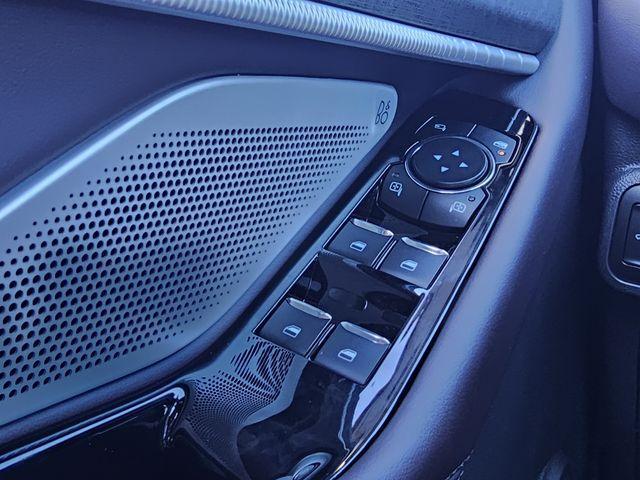 new 2025 Ford Explorer car, priced at $51,011