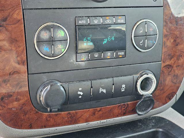 used 2012 Chevrolet Suburban car, priced at $7,900