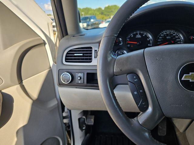 used 2012 Chevrolet Suburban car, priced at $7,900