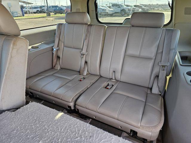 used 2012 Chevrolet Suburban car, priced at $7,900