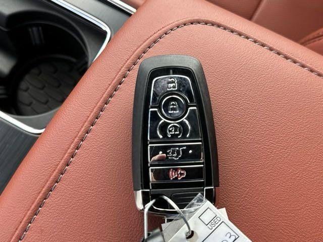new 2025 Lincoln Aviator car, priced at $75,502