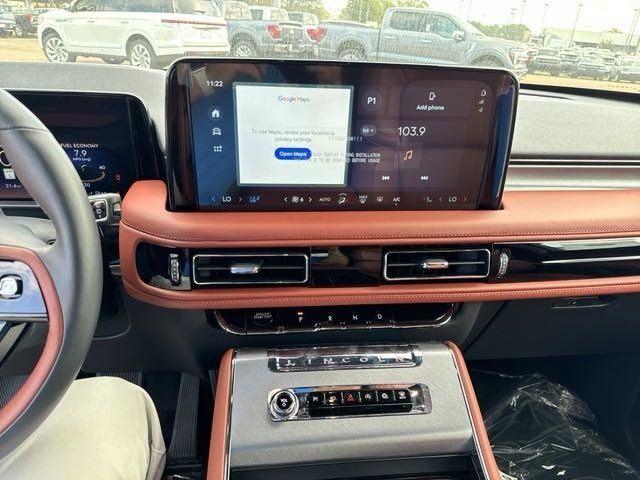 new 2025 Lincoln Aviator car, priced at $75,502