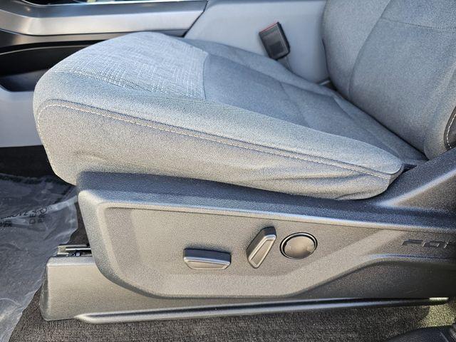 used 2022 Ford F-150 car, priced at $32,000