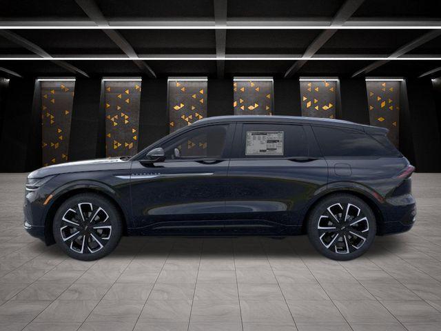 new 2025 Lincoln Nautilus car, priced at $56,803