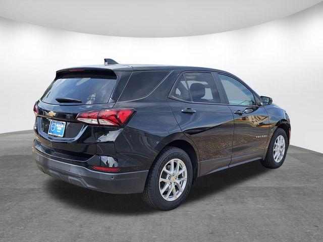 used 2022 Chevrolet Equinox car, priced at $15,900