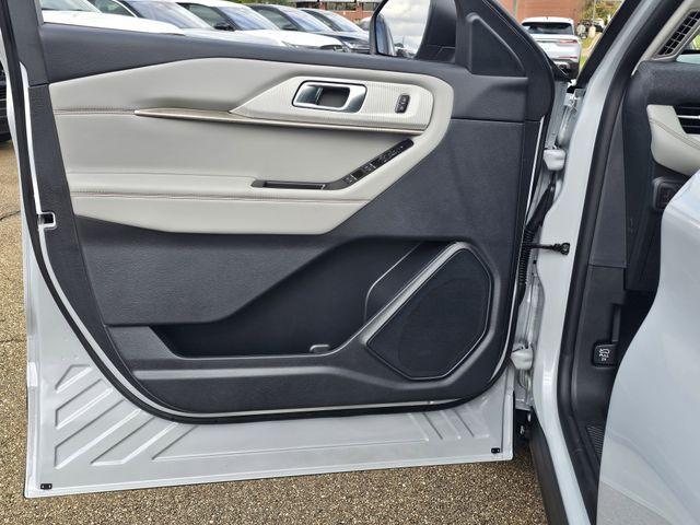 new 2026 Ford Explorer car, priced at $46,440