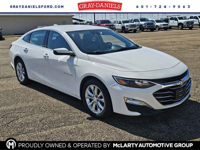 used 2023 Chevrolet Malibu car, priced at $17,900