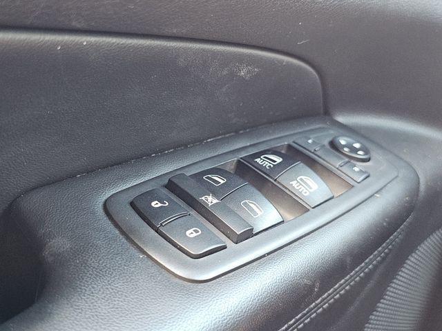 used 2019 Jeep Grand Cherokee car, priced at $17,900