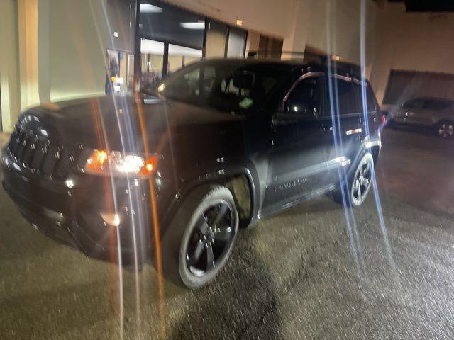 used 2015 Jeep Grand Cherokee car, priced at $13,000