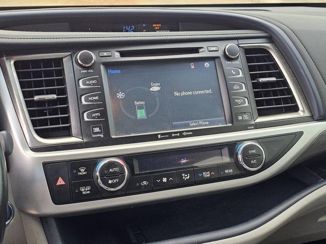 used 2018 Toyota Highlander Hybrid car, priced at $19,400