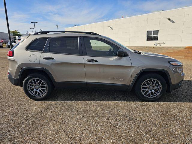 used 2017 Jeep Cherokee car, priced at $10,400