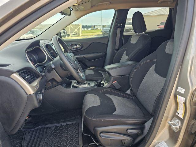 used 2017 Jeep Cherokee car, priced at $10,400