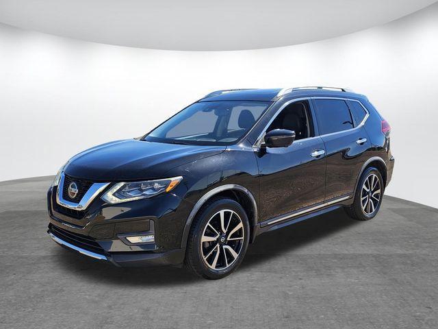 used 2018 Nissan Rogue car, priced at $13,900