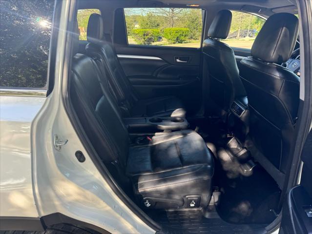 used 2016 Toyota Highlander car, priced at $15,975