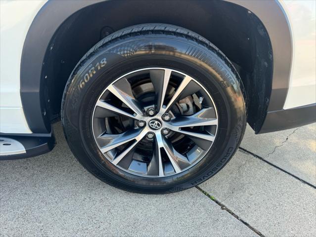 used 2016 Toyota Highlander car, priced at $15,975