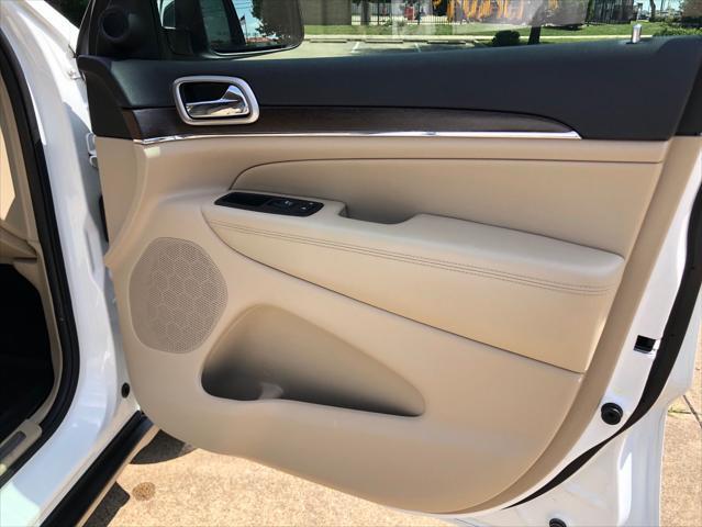 used 2015 Jeep Grand Cherokee car, priced at $13,975