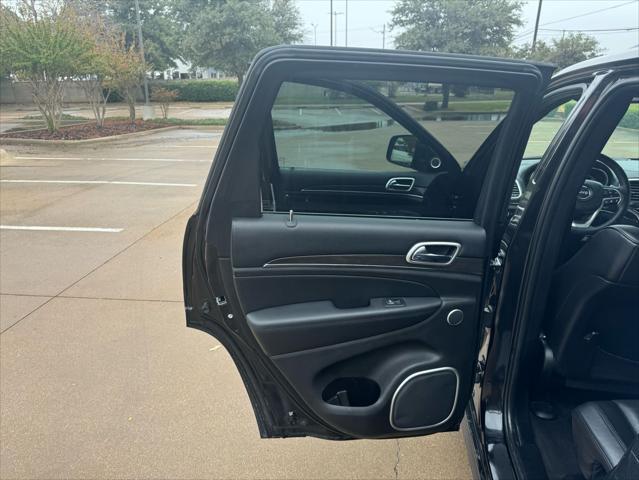 used 2015 Jeep Grand Cherokee car, priced at $16,975