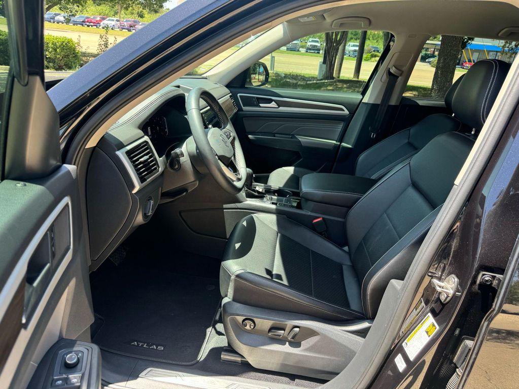 used 2023 Volkswagen Atlas car, priced at $25,975