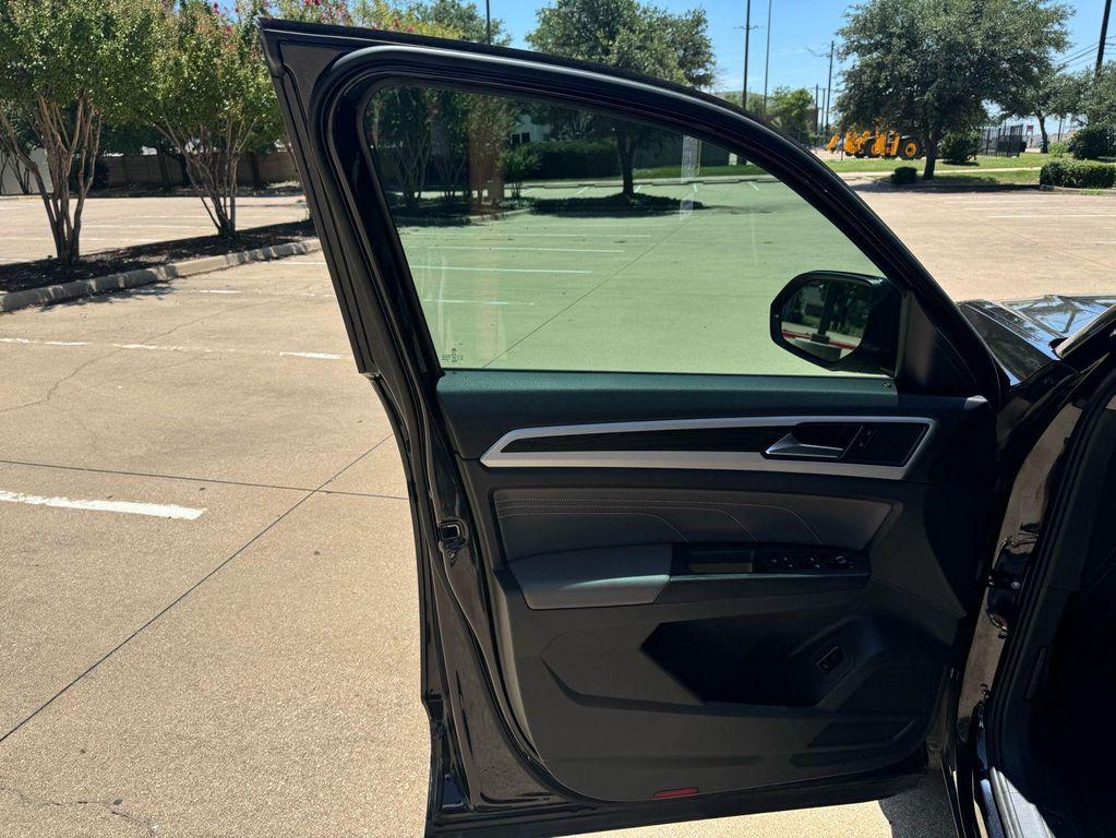 used 2023 Volkswagen Atlas car, priced at $25,975