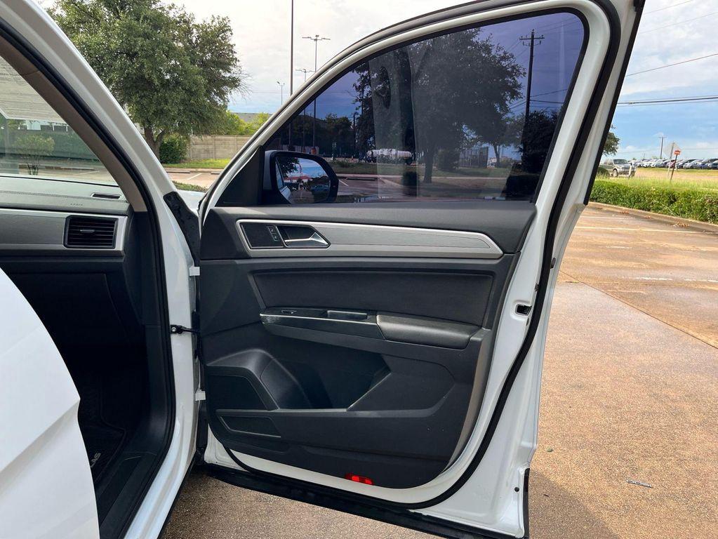 used 2020 Volkswagen Atlas car, priced at $16,975