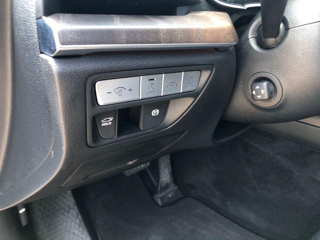 used 2021 Genesis G80 car, priced at $29,975