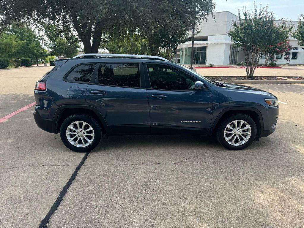 used 2020 Jeep Cherokee car, priced at $13,975