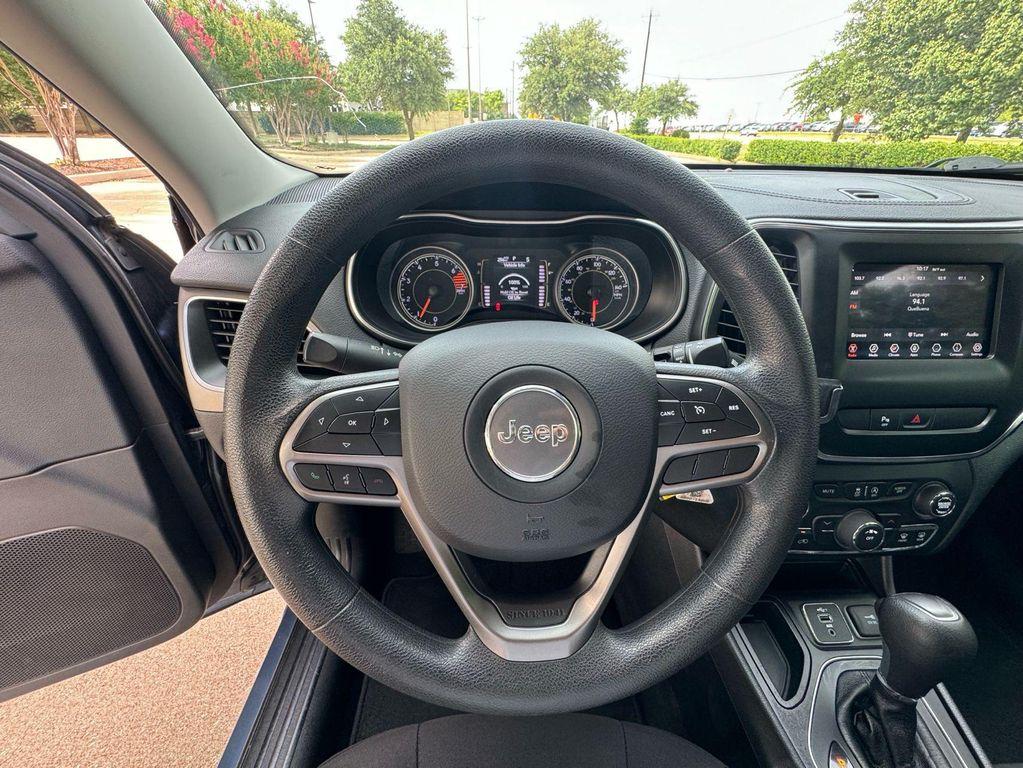 used 2020 Jeep Cherokee car, priced at $13,975