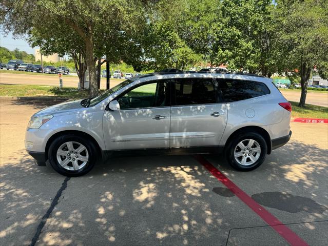 used 2009 Chevrolet Traverse car, priced at $7,975