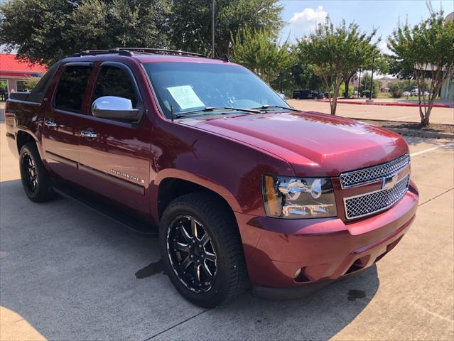 used 2008 Chevrolet Avalanche car, priced at $7,975