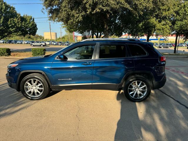 used 2018 Jeep Cherokee car, priced at $15,975