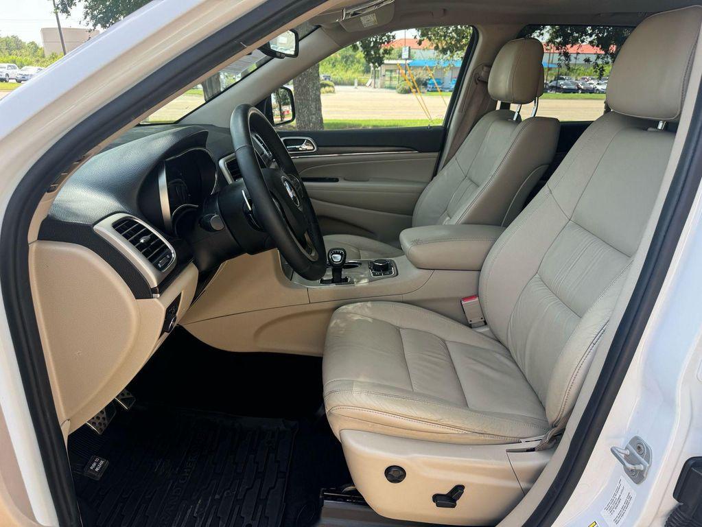 used 2014 Jeep Grand Cherokee car, priced at $13,975