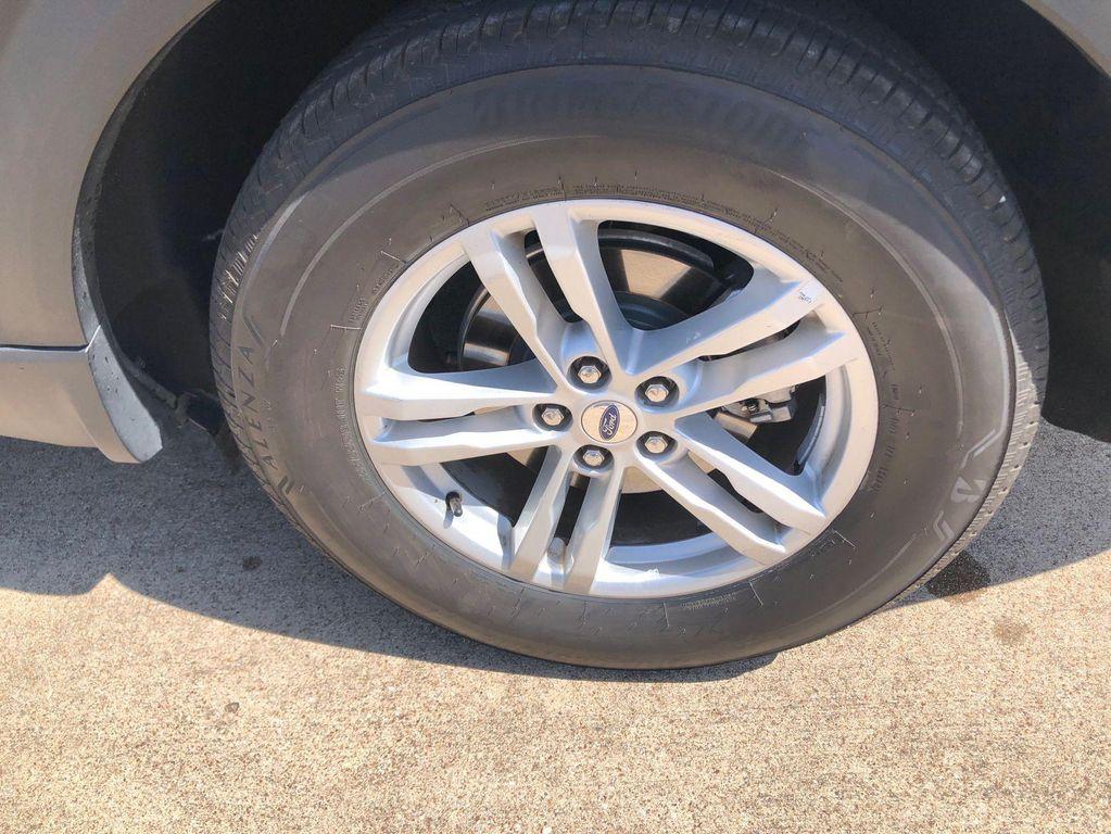 used 2024 Ford Explorer car, priced at $27,975