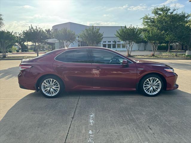 used 2019 Toyota Camry Hybrid car, priced at $17,575