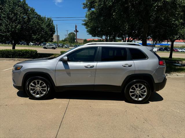 used 2020 Jeep Cherokee car, priced at $15,475