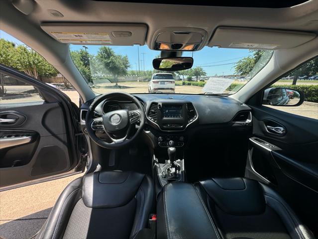 used 2020 Jeep Cherokee car, priced at $15,475