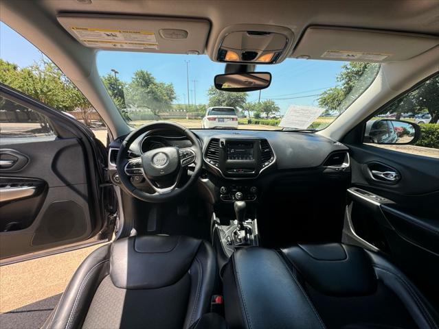 used 2020 Jeep Cherokee car, priced at $15,475