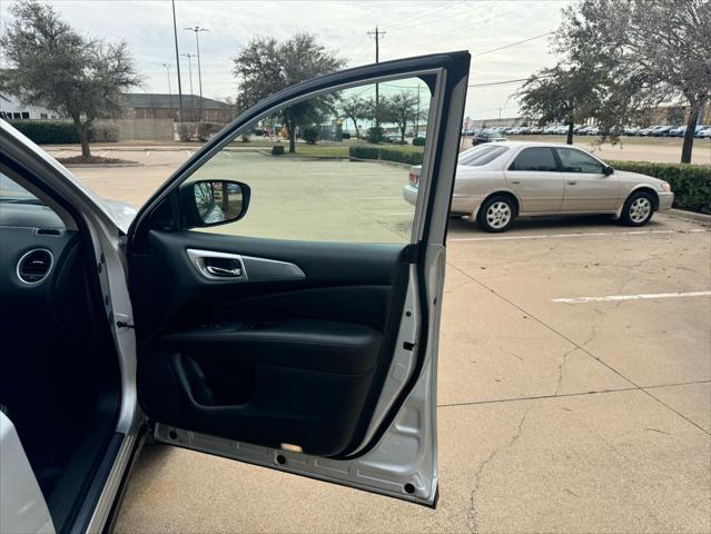 used 2019 Nissan Pathfinder car, priced at $13,975