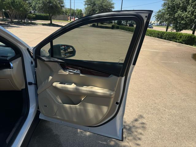 used 2017 Cadillac XT5 car, priced at $14,975