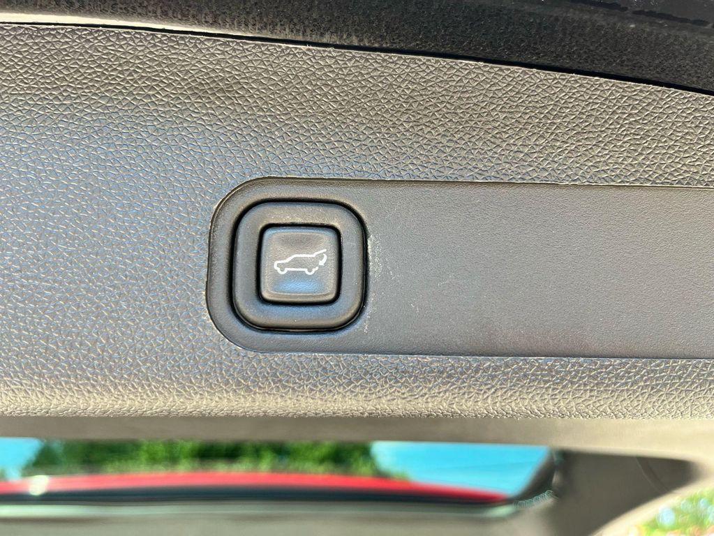 used 2013 Cadillac Escalade ESV car, priced at $11,975