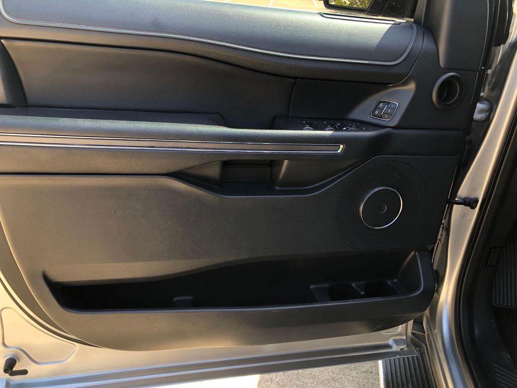 used 2022 Ford Expedition car, priced at $31,975