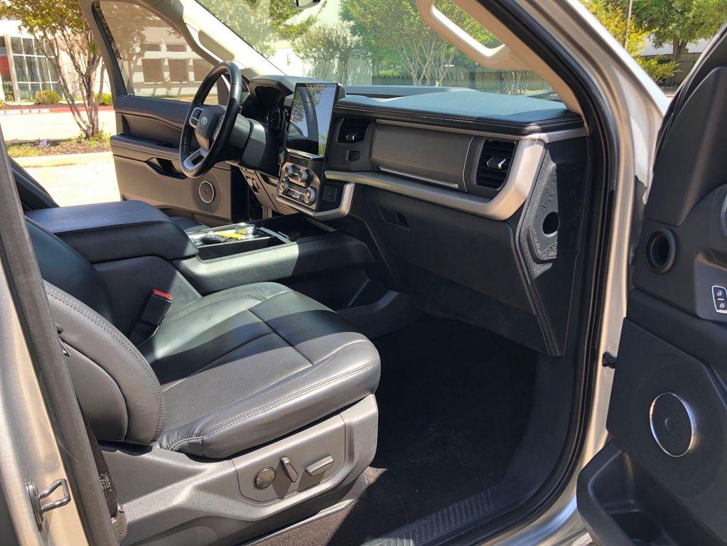used 2022 Ford Expedition car, priced at $31,975